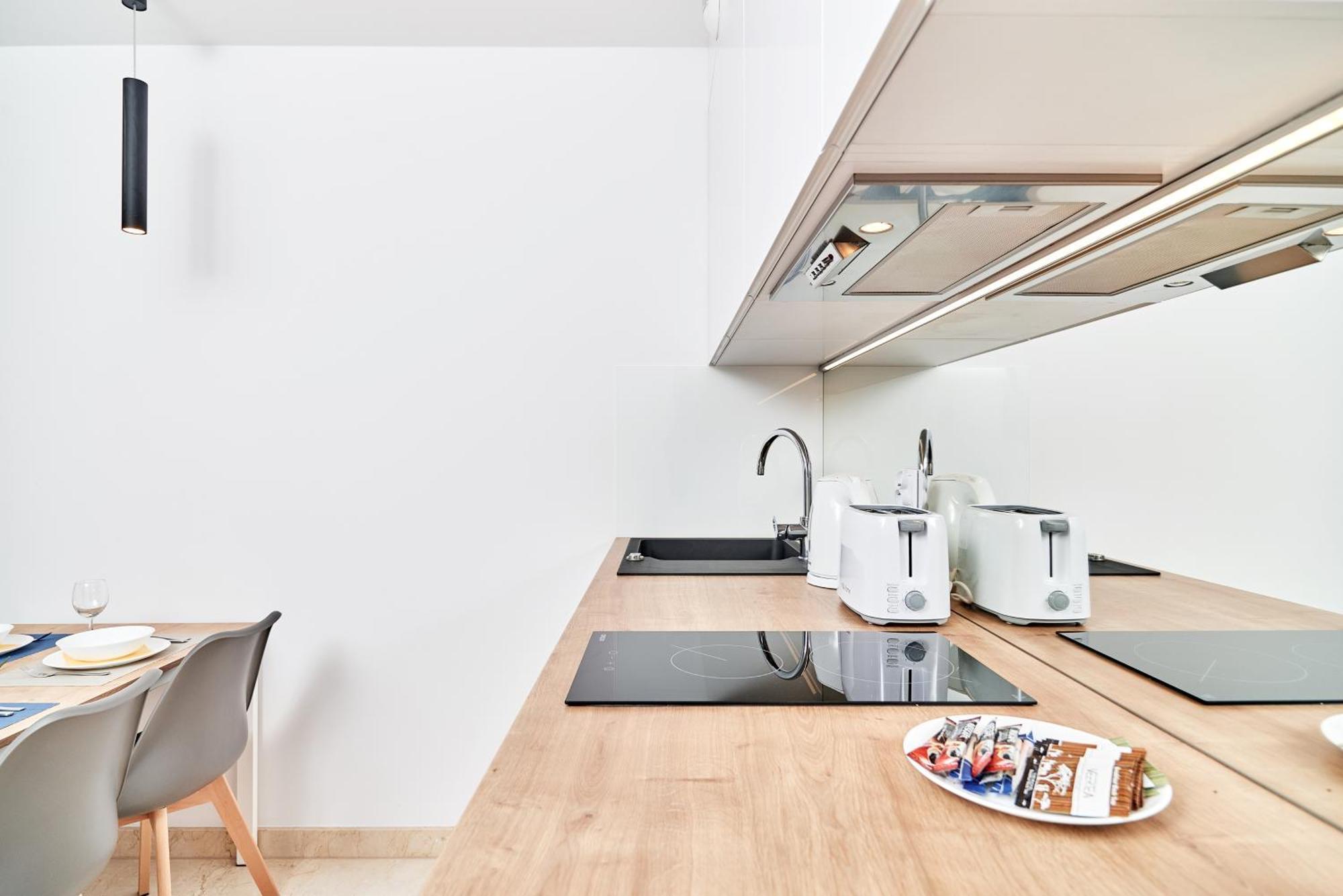 Apartments Wroclaw Pulaskiego By Noclegi Renters Екстериор снимка
