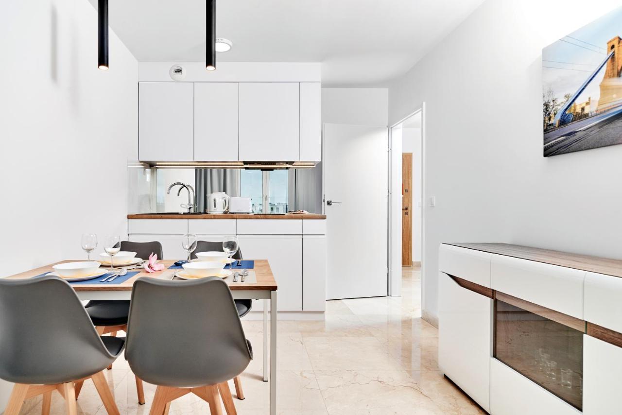 Apartments Wroclaw Pulaskiego By Noclegi Renters Екстериор снимка